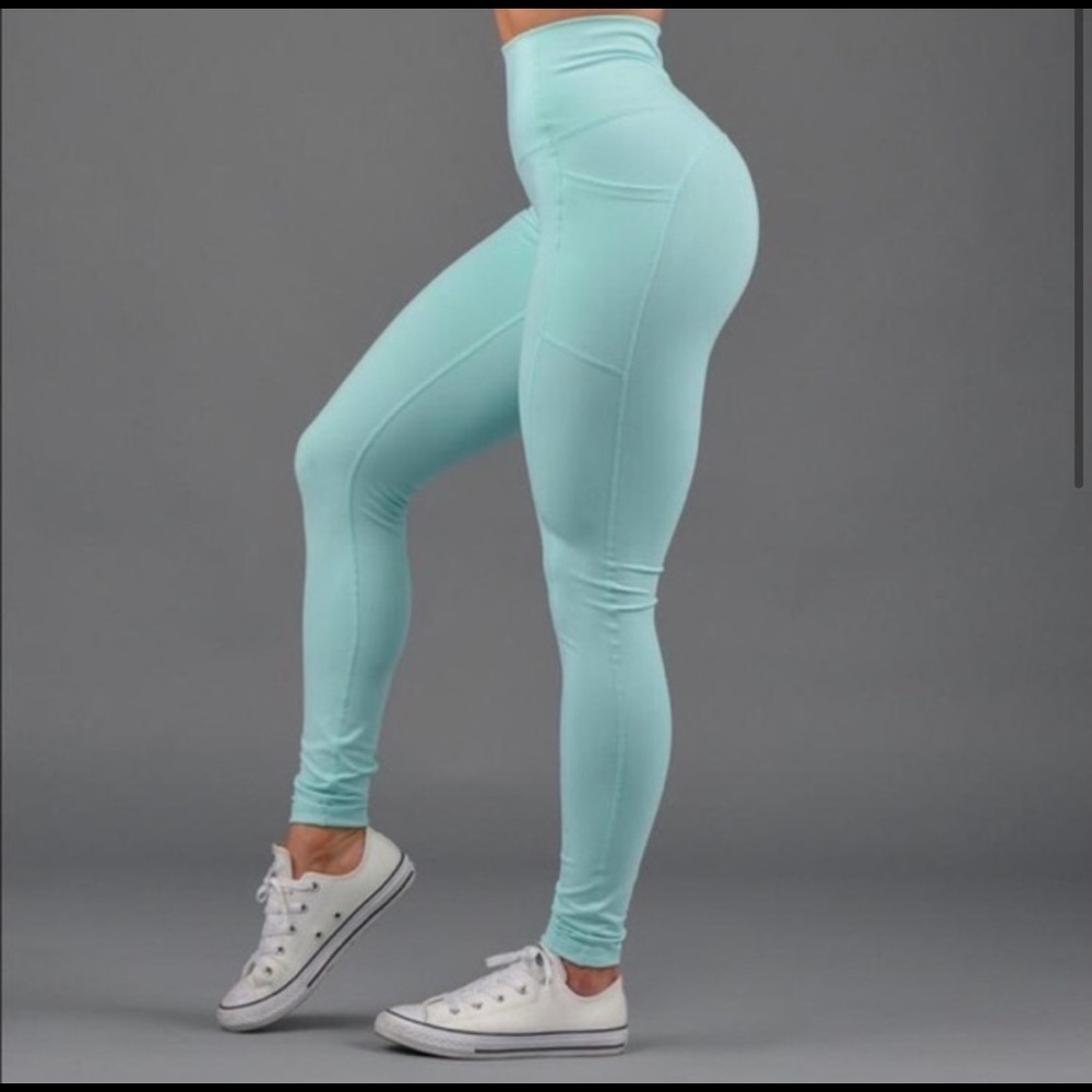 Mint Buffbunny Luna Leggings